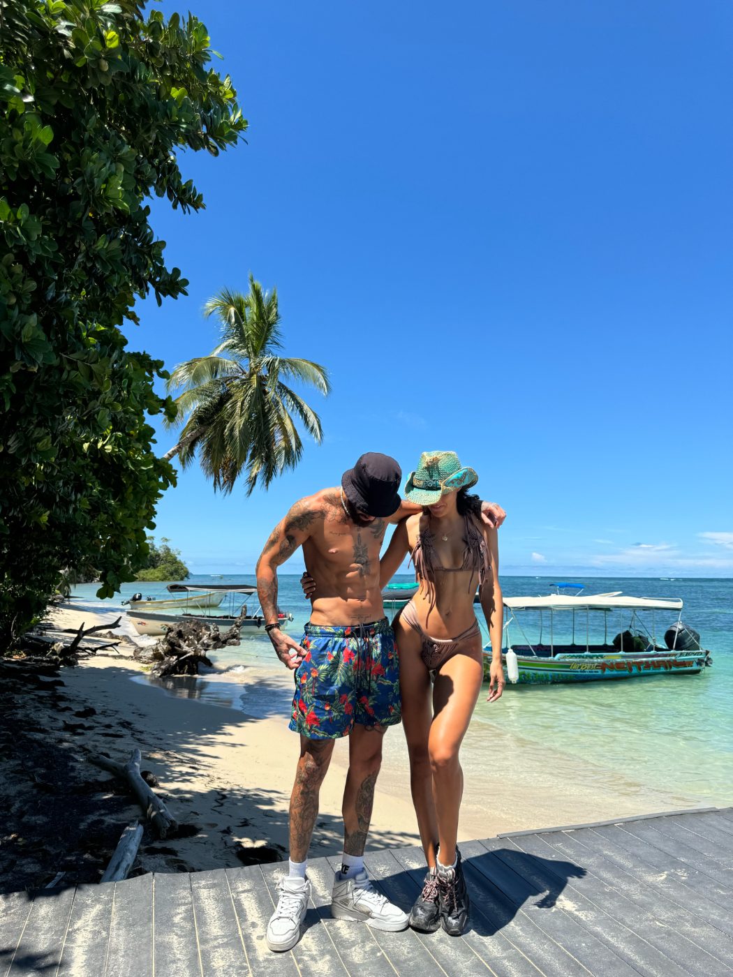 Danna & Gii — UGC/Hotel Photography/POV-lifestyle content/Storytelling/VideoBlogging portfolio 10