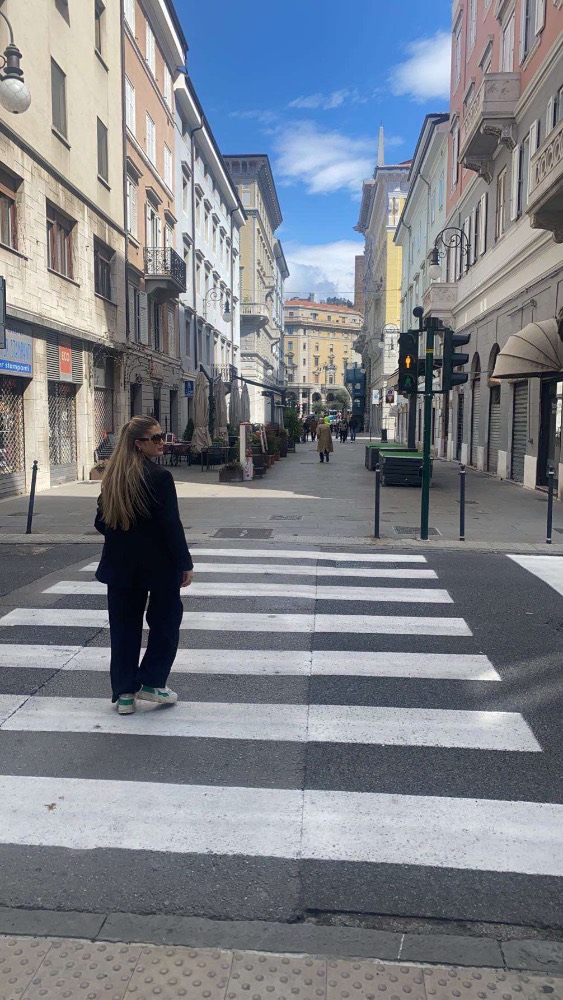 Eva Driver — Photography/ social media portfolio 6