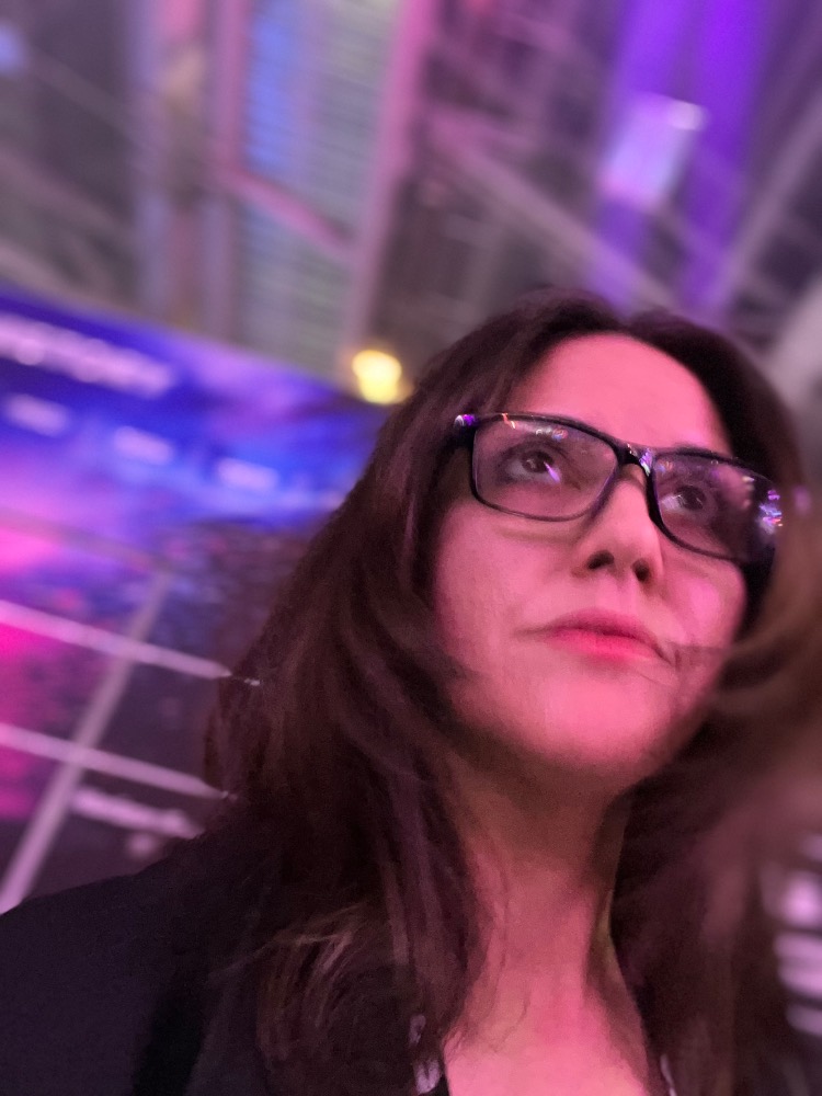 STAGEHAND SALLY — Multi-discipline portfolio 8